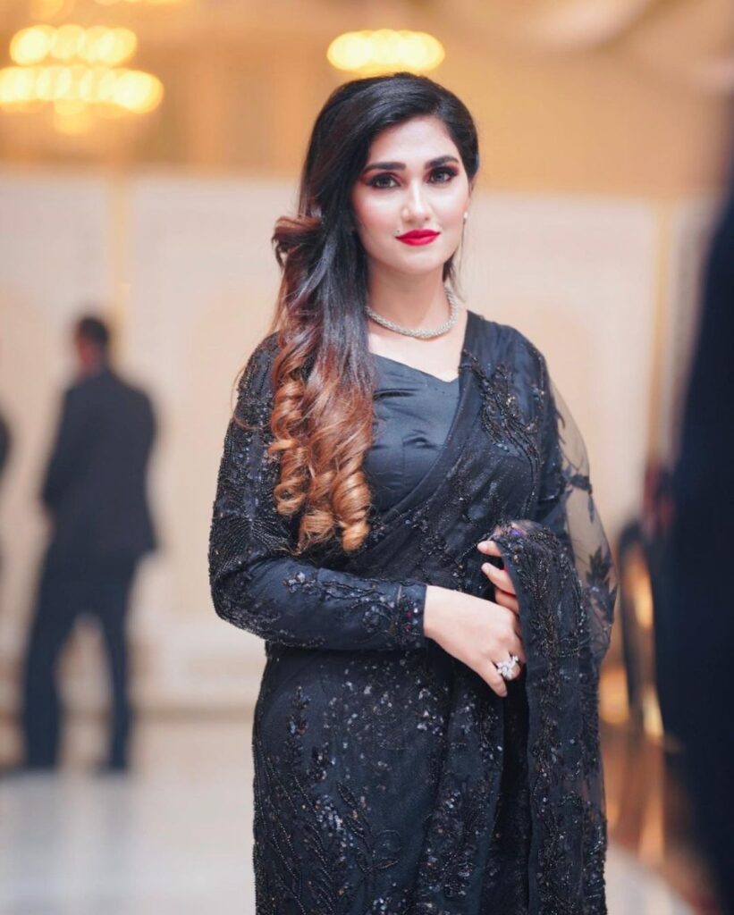 Hasan Ali wife Samyah Hasan shared new pictures on social media.